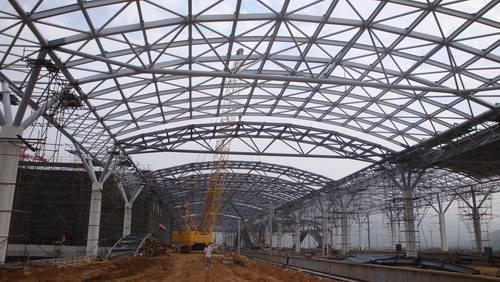 五大连池大家知道桁架结构表面的处理分为哪几个步骤吗